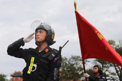 Tại sao nên dùng máy bộ đàm?